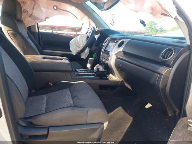 45100980 :رقم المزاد ، 5TFEW5F15GX206482 vin ، 2016 Toyota Tundra Sr5 5.7l V8 مزاد بيع