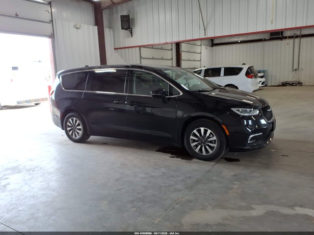 45100982 :رقم المزاد ، 2C4RC1L74PR575621 vin ، 2023 Chrysler Pacifica Hybrid Touring L مزاد بيع