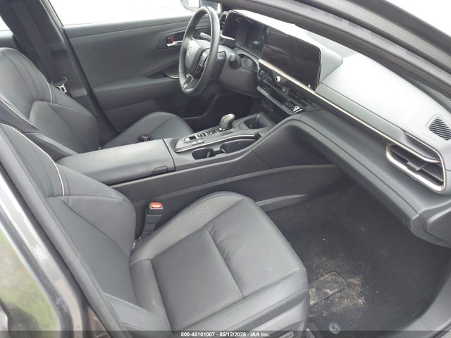 45101007 :رقم المزاد ، JTDAAAAF8P3011587 vin ، 2023 Toyota Crown Limited مزاد بيع