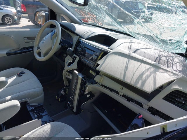 Aukcja sprzedaży 2014 Toyota Sienna Le V6 8 Passenger, vin: 5TDKK3DC7ES515025, numer aukcji: 45101026