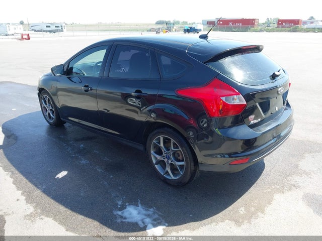 1FADP3K2XEL127847 Ford FOCUS SE