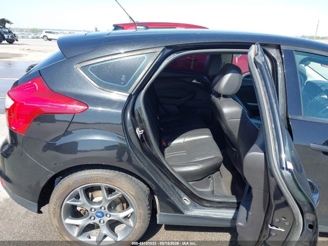 1FADP3K2XEL127847 Ford FOCUS SE