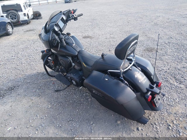 45101071 :رقم المزاد ، 56KTCDAA1K3381422 vin ، 2019 Indian Motorcycle Co. Chieftain Dark Horse مزاد بيع