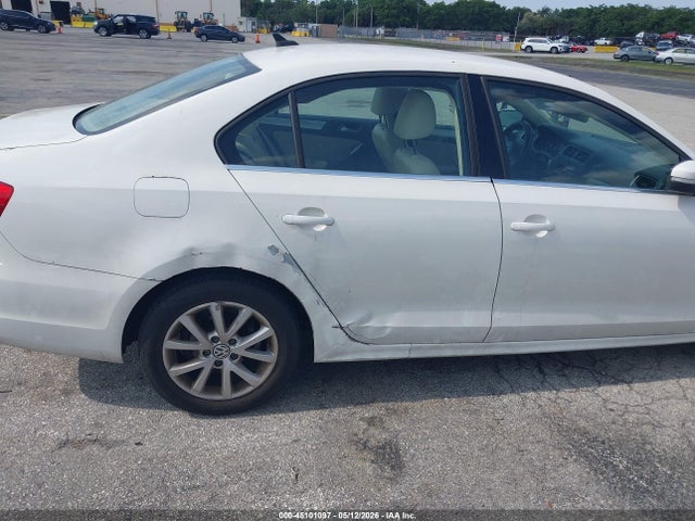2014 Volkswagen Jetta 1.8t Se მანქანა იყიდება აუქციონზე, vin: 3VWD07AJ7EM237295, აუქციონის ნომერი: 45101097