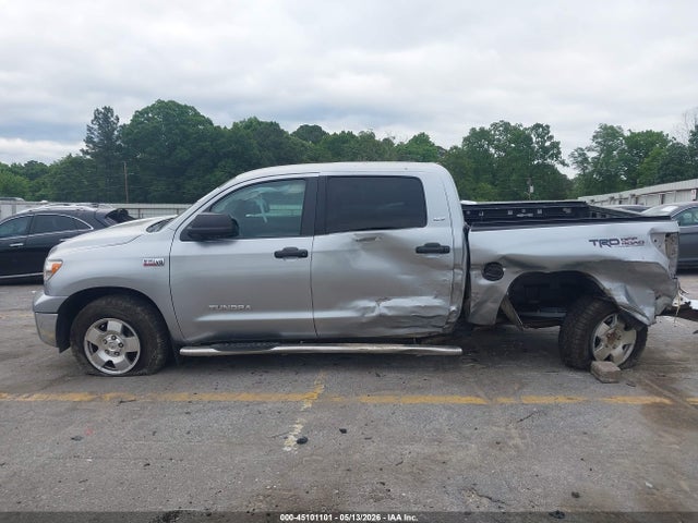 2008 Toyota Tundra Sr5 5.7l V8 მანქანა იყიდება აუქციონზე, vin: 5TFDV54198X074507, აუქციონის ნომერი: 45101101