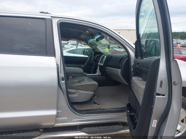 2008 Toyota Tundra Sr5 5.7l V8 მანქანა იყიდება აუქციონზე, vin: 5TFDV54198X074507, აუქციონის ნომერი: 45101101
