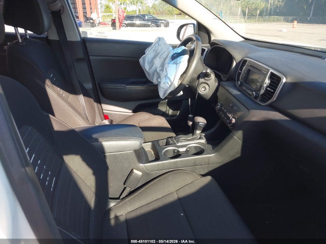 Продаж на аукціоні авто 2018 Kia Sportage Lx, vin: KNDPMCAC4J7313025, номер лоту: 45101102