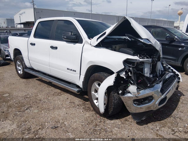 Auction sale of the 2024 Ram 1500 Big Horn  4x4 5'7 Box, vin: 1C6RRFFG8RN195387, lot number: 45101107