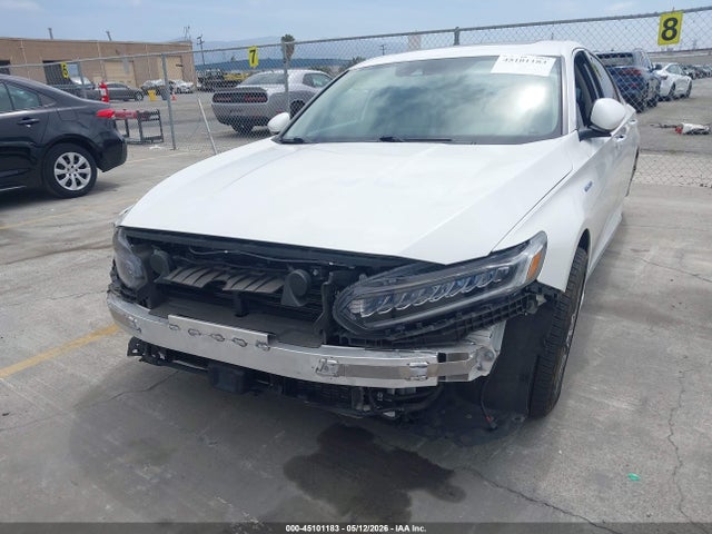 1HGCV3F90JA003113 Honda Accord Hybrid Touring
