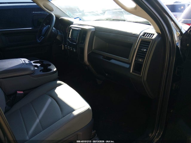 45101213 :رقم المزاد ، 3C6RR6KT3GG338108 vin ، 2016 Ram 1500 Tradesman مزاد بيع