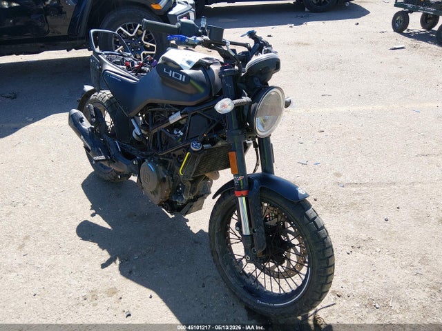 Auction sale of the 2022 Husqvarna Vitpilen 401/svartpilen 401, vin: MD2JUJ400NC206119, lot number: 45101217