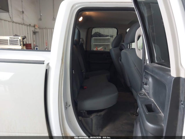 2017 Ram 1500 Tradesman  4x2 6'4 Box მანქანა იყიდება აუქციონზე, vin: 1C6RR6FG6HS614806, აუქციონის ნომერი: 45101225
