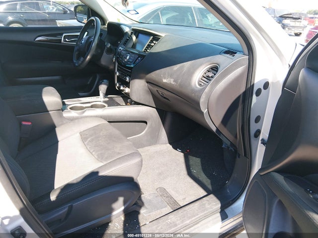 Продаж на аукціоні авто 2017 Nissan Pathfinder Sv, vin: 5N1DR2MN3HC674206, номер лоту: 45101228