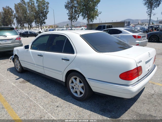 Auction sale of the 1999 Mercedes-benz E 320, vin: WDBJF65H3XA858909, lot number: 45101243