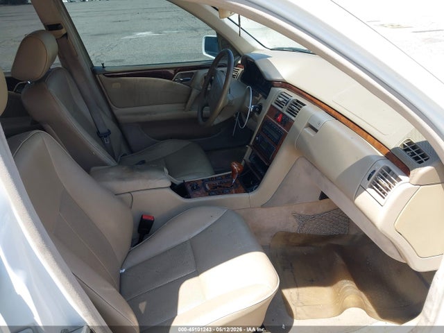 Auction sale of the 1999 Mercedes-benz E 320, vin: WDBJF65H3XA858909, lot number: 45101243
