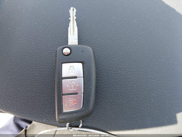 45101283 :رقم المزاد ، JN8AT2MT9GW016477 vin ، 2016 Nissan Rogue S مزاد بيع