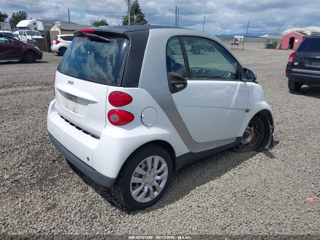 45101286 :رقم المزاد ، WMEEJ3BA3CK562575 vin ، 2012 Smart Fortwo Pure مزاد بيع