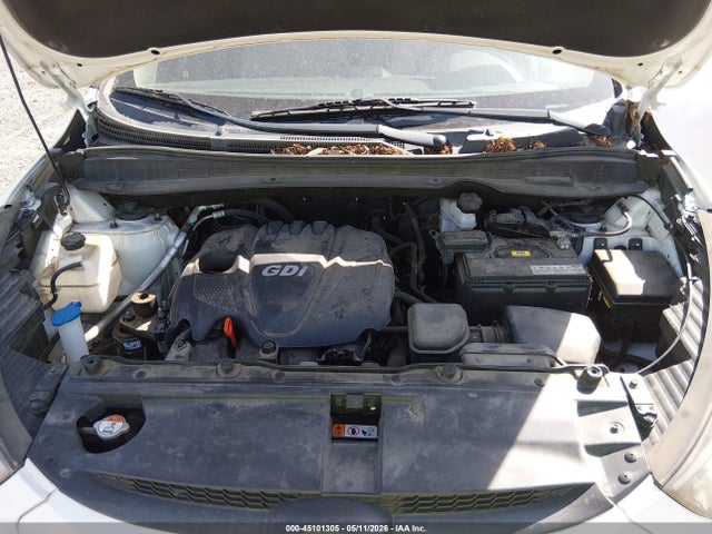 KM8JUCAG1FU019921 Hyundai TUCSON SE