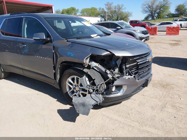 45101306 :رقم المزاد ، 1GNEVGKW8JJ177397 vin ، 2018 Chevrolet Traverse 1lt مزاد بيع