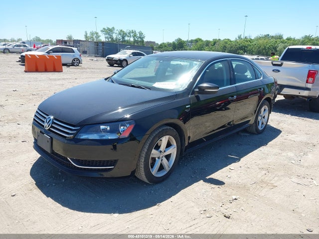 1VWAT7A33EC028777 Volkswagen Passat 1.8t Wolfsburg Edition