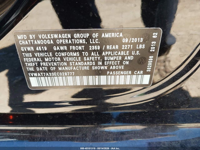 1VWAT7A33EC028777 Volkswagen Passat 1.8t Wolfsburg Edition