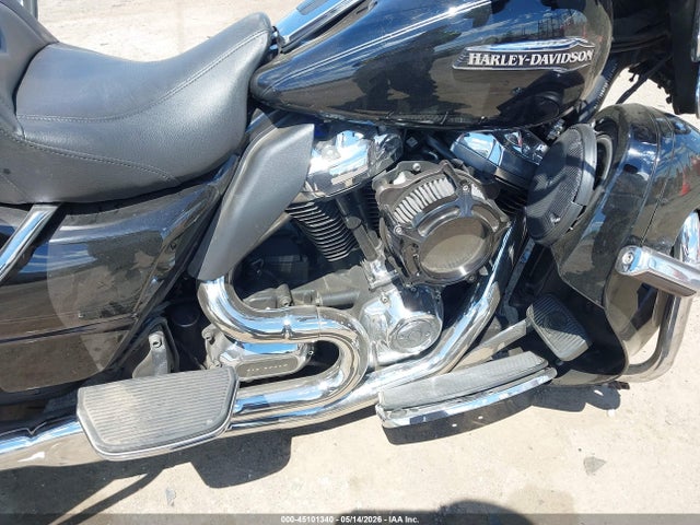 Harley-Davidson Flhtcu Ultra Classic Electra Gld 2018 1HD1FCC12JB678729 Image 8
