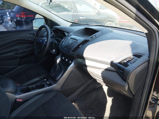2013 Ford Escape S მანქანა იყიდება აუქციონზე, vin: 1FMCU0F70DUB43255, აუქციონის ნომერი: 45101345