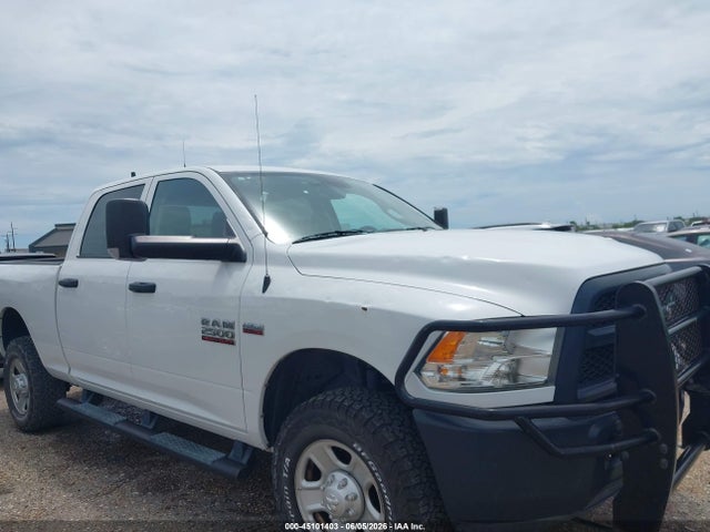 Продажа на аукционе авто 2017 Ram 2500 Tradesman  4x4 6'4 Box, vin: 3C6UR5CJ2HG727485, номер лота: 45101403
