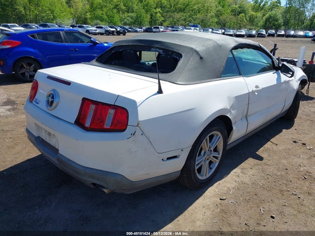 45101424 :رقم المزاد ، 1ZVBP8EM9C5232695 vin ، 2012 Ford Mustang V6 مزاد بيع