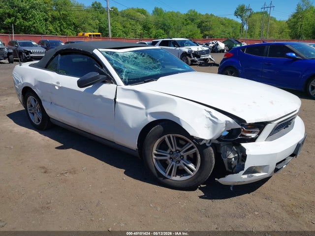 45101424 :رقم المزاد ، 1ZVBP8EM9C5232695 vin ، 2012 Ford Mustang V6 مزاد بيع