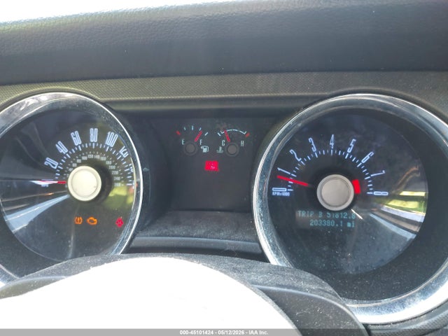 45101424 :رقم المزاد ، 1ZVBP8EM9C5232695 vin ، 2012 Ford Mustang V6 مزاد بيع