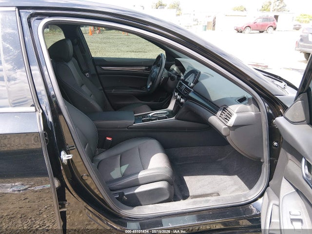 2022 Honda Accord Hybrid Sport მანქანა იყიდება აუქციონზე, vin: 1HGCV3F26NA044130, აუქციონის ნომერი: 45101434