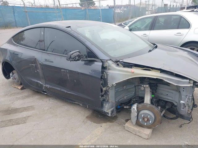 5YJ3E1EBXNF207101 Tesla Model 3 Long Range Dual Motor All-wheel Drive
