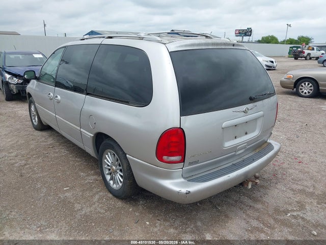 Продаж на аукціоні авто 2000 Chrysler Town & Country Limited, vin: 1C4GP64L2YB627994, номер лоту: 45101530
