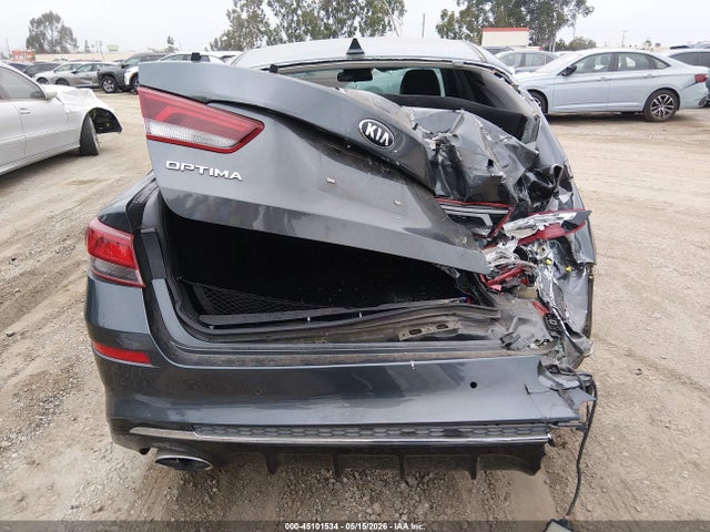 2020 Kia Optima S მანქანა იყიდება აუქციონზე, vin: 5XXGT4L31LG448429, აუქციონის ნომერი: 45101534