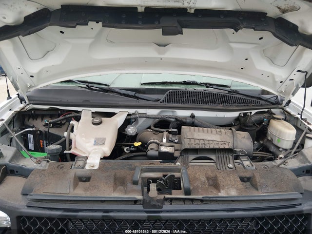 Chevrolet Express 2500 Work Van 2017 1GCWGAFG8H1238491 Image 10