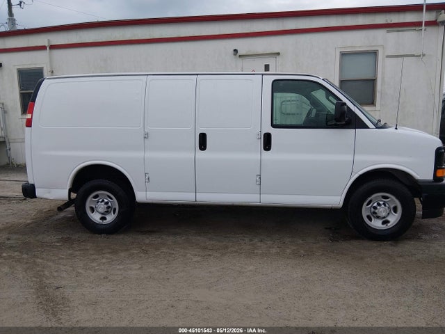 Chevrolet Express 2500 Work Van 2017 1GCWGAFG8H1238491 Image 18