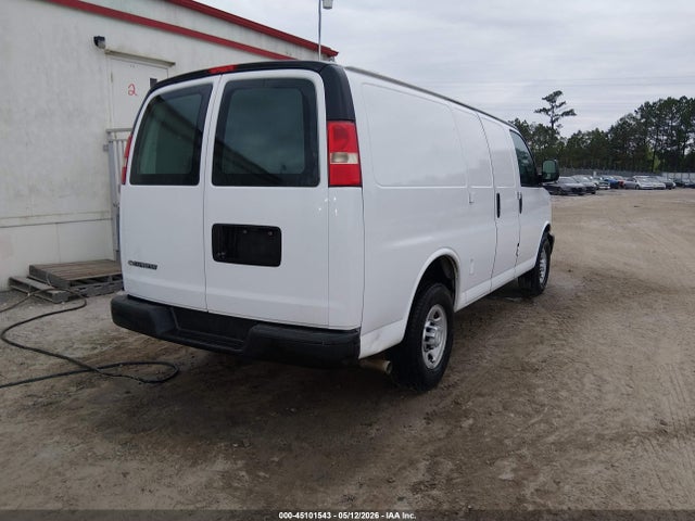 Chevrolet Express 2500 Work Van 2017 1GCWGAFG8H1238491 Image 4