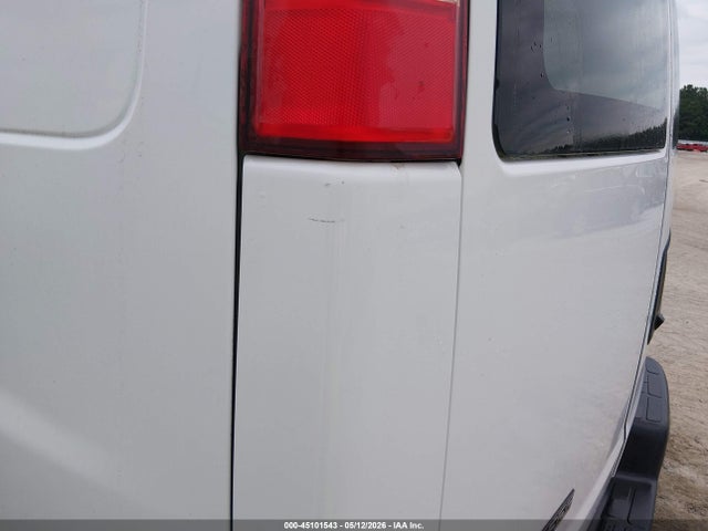 Chevrolet Express 2500 Work Van 2017 1GCWGAFG8H1238491 Image 13
