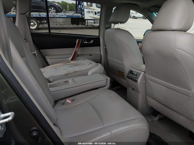45101565 :رقم المزاد ، JTEES42A782040553 vin ، 2008 Toyota Highlander Limited مزاد بيع