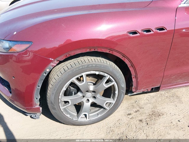 Продажа на аукционе авто 2017 Maserati Levante, vin: ZN661XUL6HX246640, номер лота: 45101599