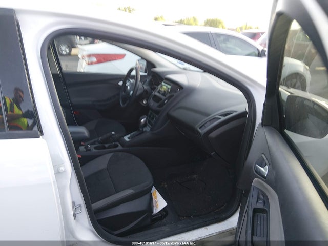 1FADP3K26EL171361 Ford FOCUS SE