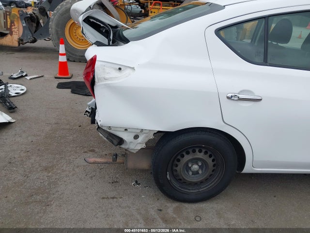 2018 Nissan Versa 1.6 Sv მანქანა იყიდება აუქციონზე, vin: 3N1CN7AP3JK393413, აუქციონის ნომერი: 45101653