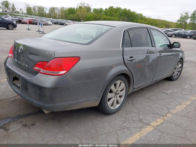 2005 Toyota Avalon Xls მანქანა იყიდება აუქციონზე, vin: 4T1BK36B75U054663, აუქციონის ნომერი: 45101677