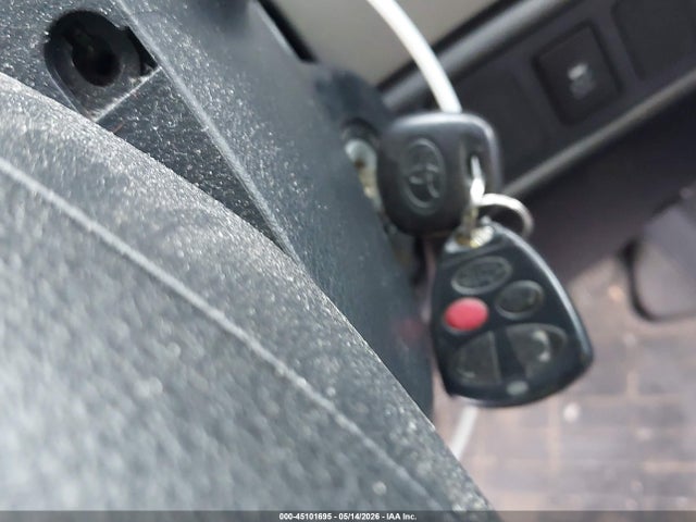 45101695 :رقم المزاد ، 5TFCY5F13CX013775 vin ، 2012 Toyota Tundra Grade 5.7l V8 مزاد بيع