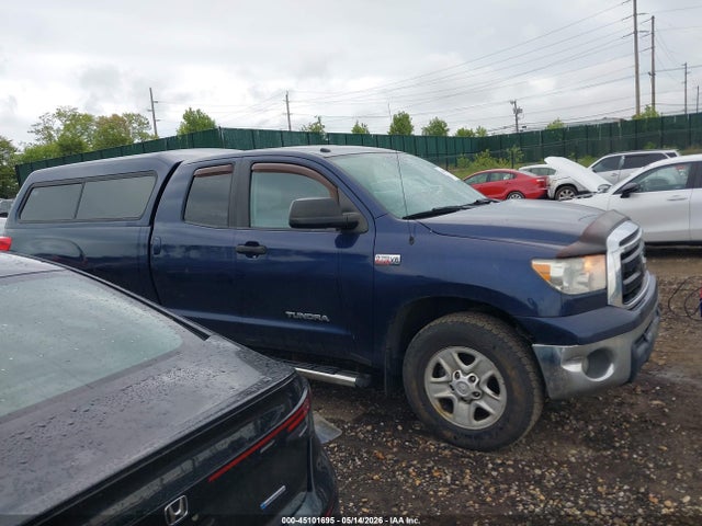 45101695 :رقم المزاد ، 5TFCY5F13CX013775 vin ، 2012 Toyota Tundra Grade 5.7l V8 مزاد بيع