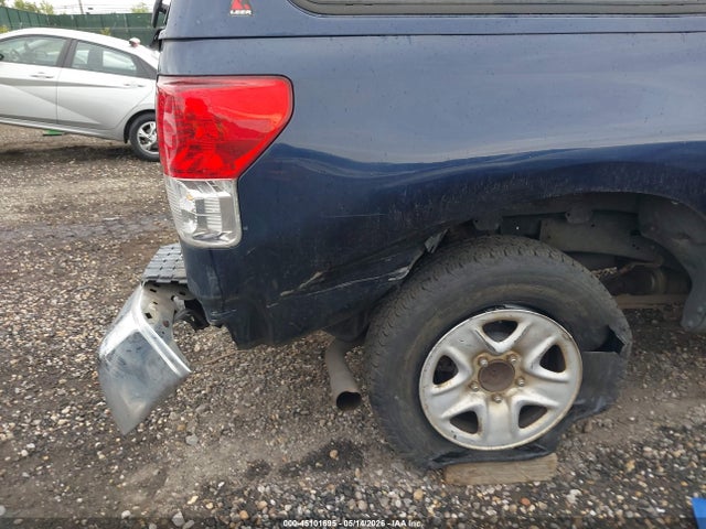 45101695 :رقم المزاد ، 5TFCY5F13CX013775 vin ، 2012 Toyota Tundra Grade 5.7l V8 مزاد بيع