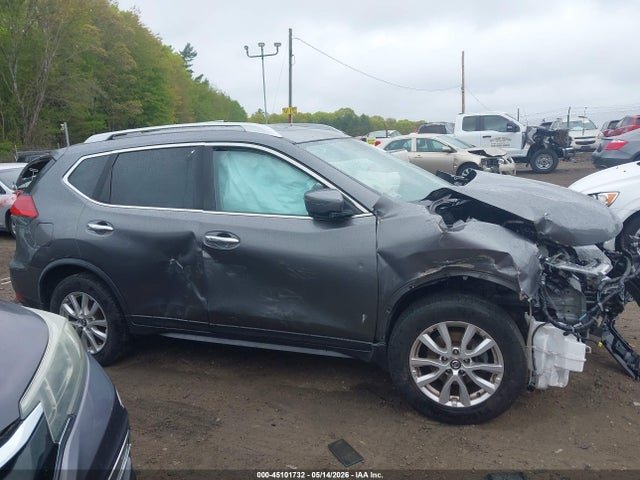 2017 Nissan Rogue Sv მანქანა იყიდება აუქციონზე, vin: JN8AT2MV3HW024531, აუქციონის ნომერი: 45101732