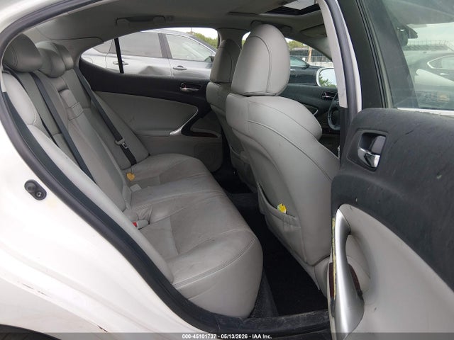 45101737 :رقم المزاد ، JTHCK262385018517 vin ، 2008 Lexus Is 250 مزاد بيع