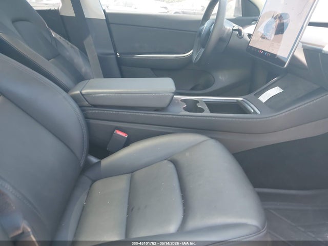 Auction sale of the 2022 Tesla Model Y Performance Dual Motor All-wheel Drive, vin: 7SAYGDEF7NF465132, lot number: 45101762
